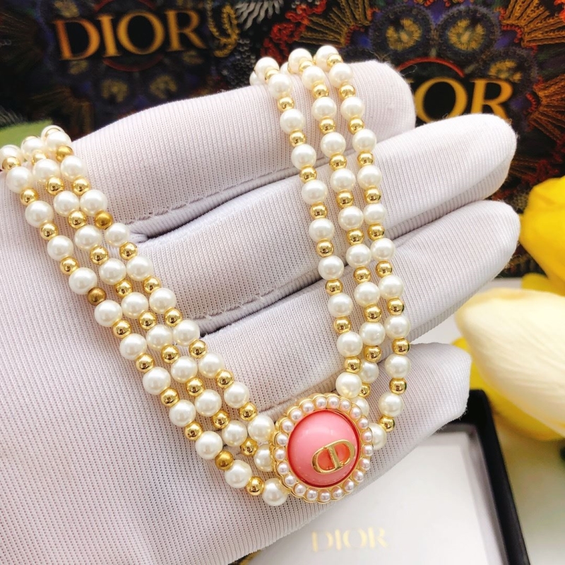 chr1st1an D10r necklaces